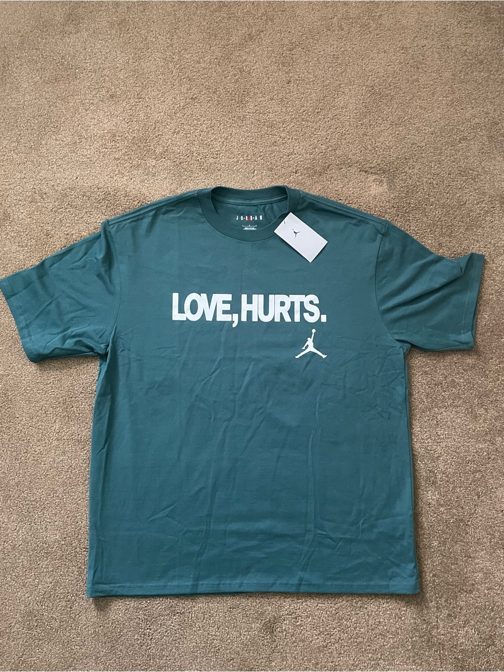 Nike Jordan Jalen Hurts ‘Love, Hurts’ Superbowl T-Shirt Mens Size L (IQ3767-377)